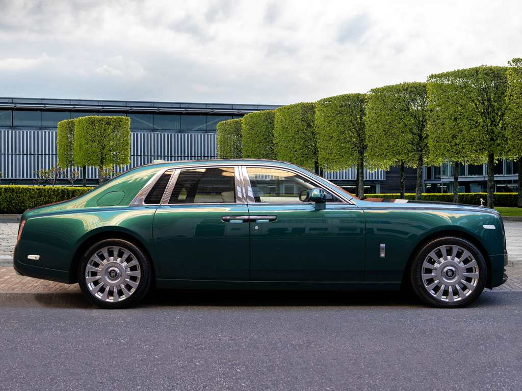 Rolls-Royce Phantom Saloon Green #3