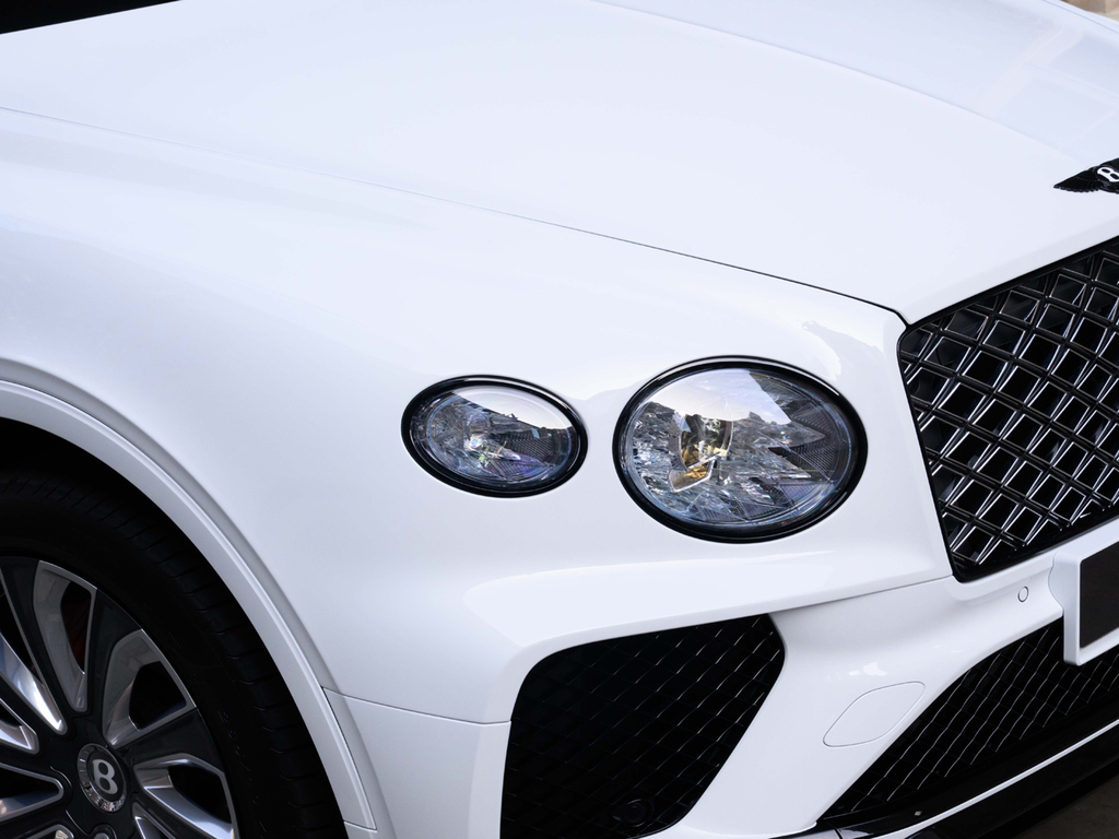 Bentley Bentayga 4.0 V8 Green #31