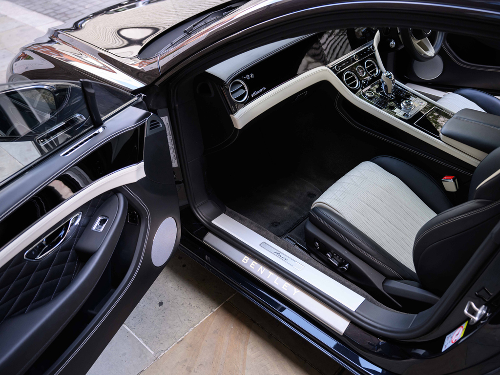 Bentley Continental Gt 4.0 V8 Black Edition Grey #23