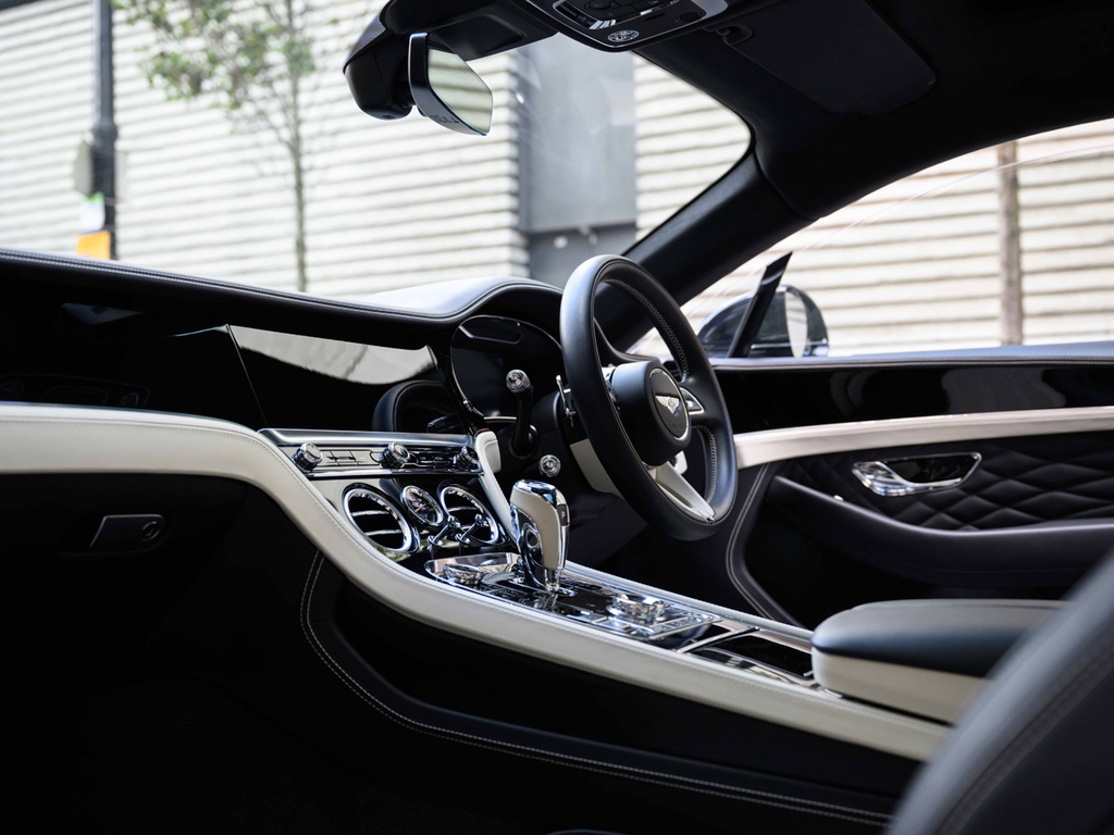 Bentley Continental Gt Coupe  #2