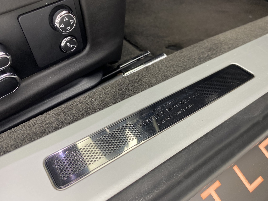 Bentley Continental Gt Convertible V8 Black #30