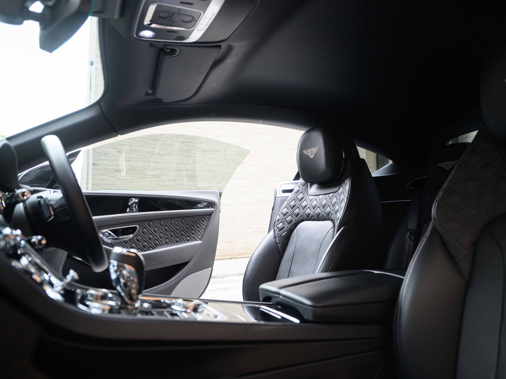 Bentley Continental 4.0 V8 3,996 cc  #27