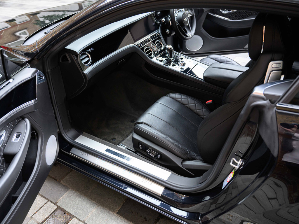 Bentley Continental 4.0 V8 3,996 cc  #20