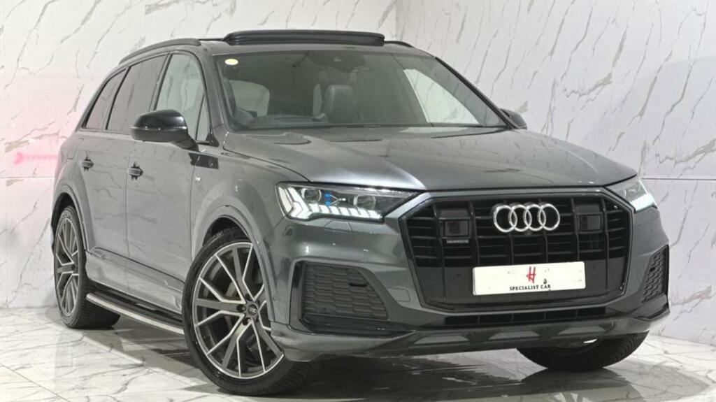 Audi Q3 Black Edition Blue #4