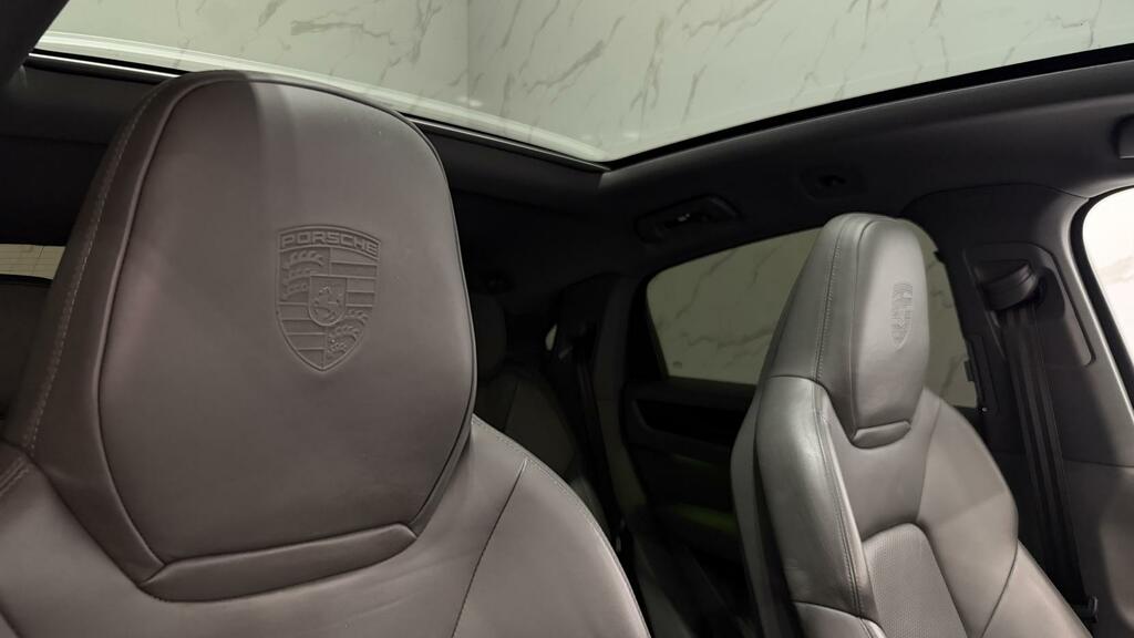 Porsche Cayenne 3.0T V6 Platinum Edition Coupe Tiptroni #3
