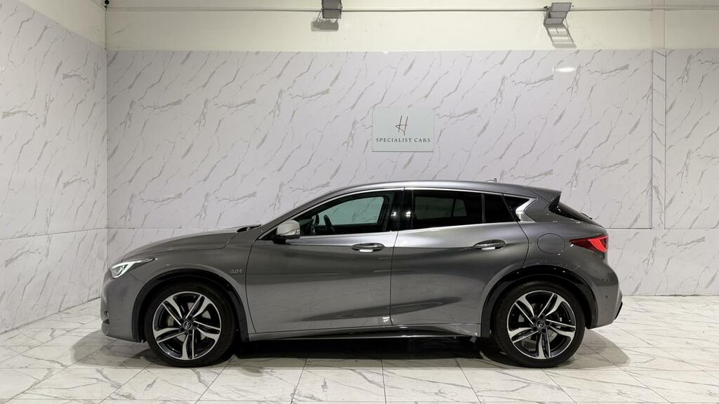 Infiniti Q30 2.0T Sport Hatchback Dct Awd Euro 6 S Grey #4