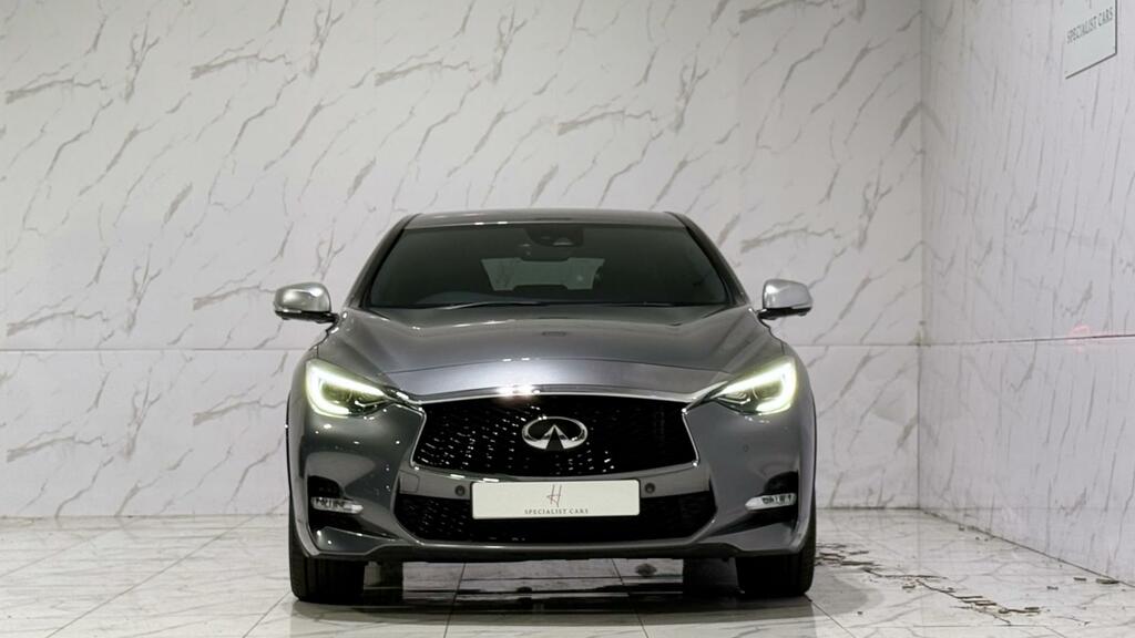 Infiniti Q30 2.0T Sport Hatchback Dct Awd Euro 6 S Grey #2