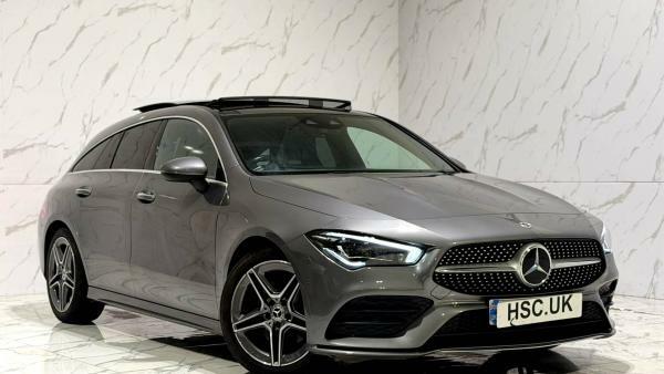 Mercedes-Benz CLA Class Amg Line Night Edition Black #2