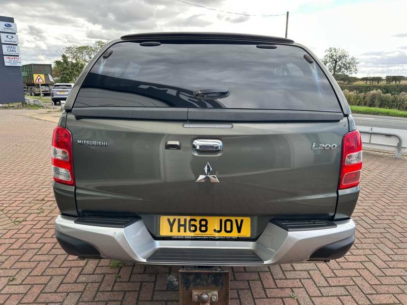 Mitsubishi L200 Double Cab Di-d 178 Warrior 4Wd Green #4