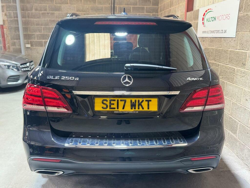 Mercedes-Benz GLE Class 2.1 Gle250d Amg Line Premium Plus G-tronic 4Mati Black #3