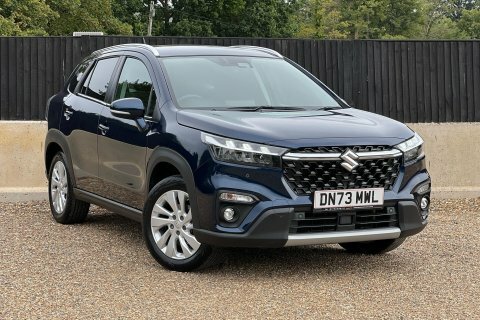 Suzuki S Cross 2023 73 Motion 
