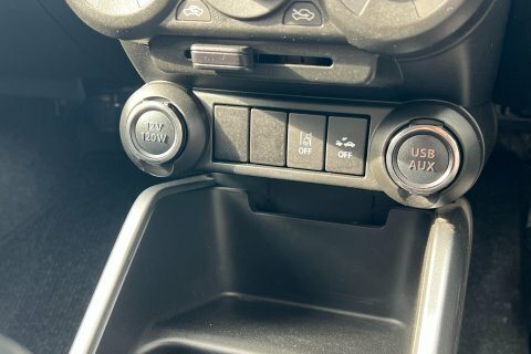 Suzuki Ignis Sz5 Dualjet Allgrip Mhev White #30