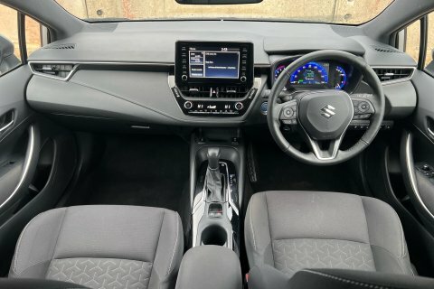 Suzuki Swace 2022 72 Sz-t #3
