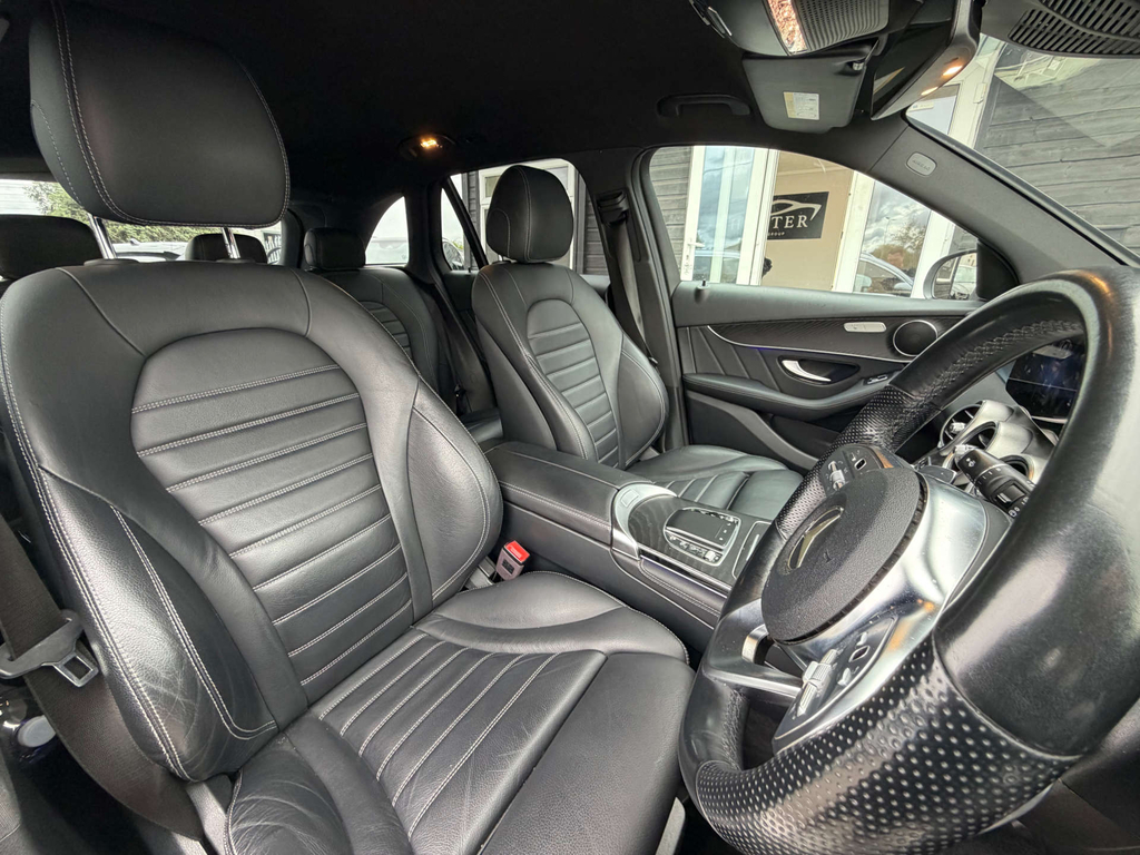 Mercedes-Benz GLC Class 4Matic Amg Line Premium 4Wd #2