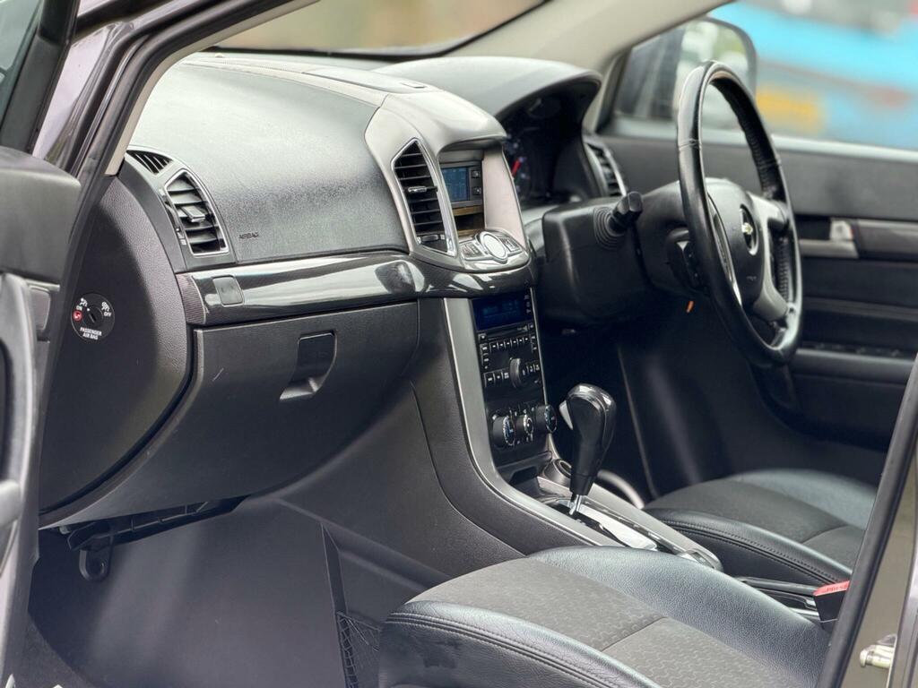 Chevrolet Captiva  Grey #7
