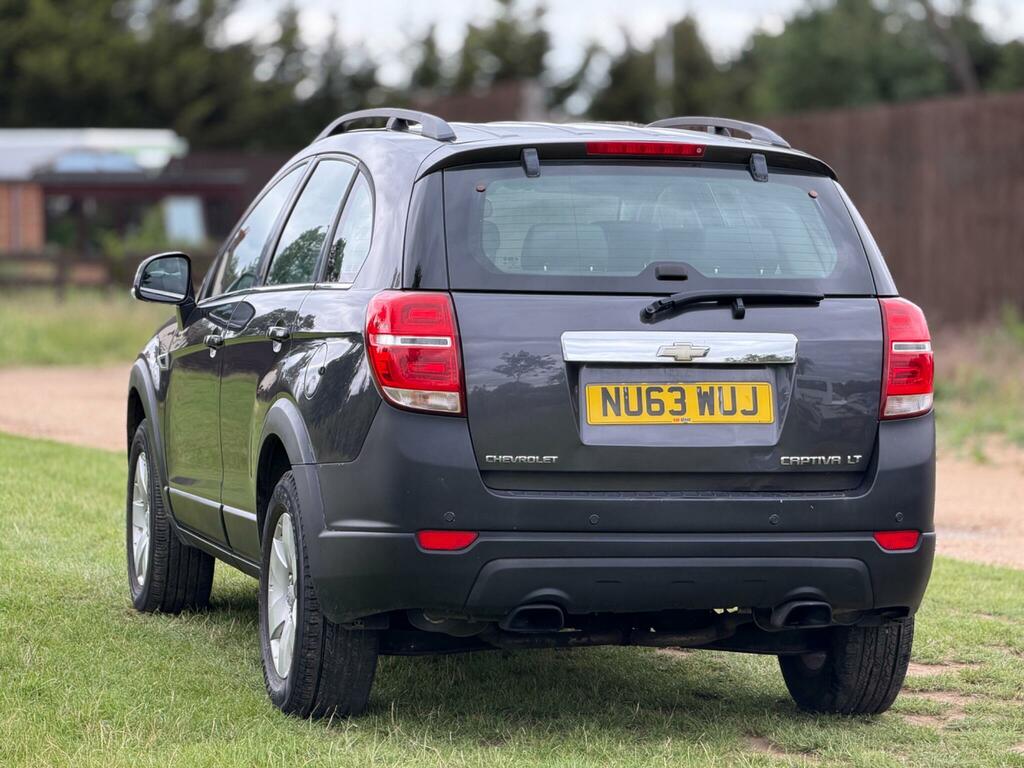 Chevrolet Captiva  Grey #12