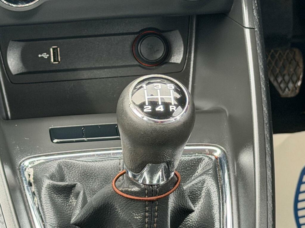 MG ZS 72.6Kwh Trophy Connect Long Range White #15