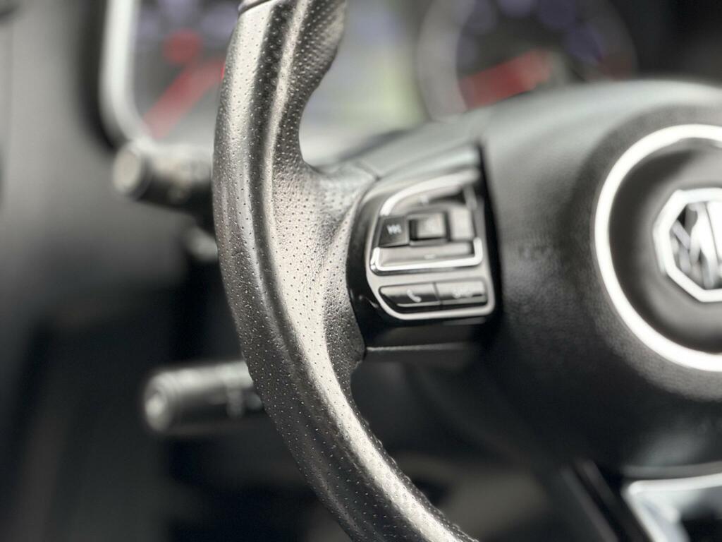 MG ZS 72.6Kwh Trophy Connect Long Range White #17