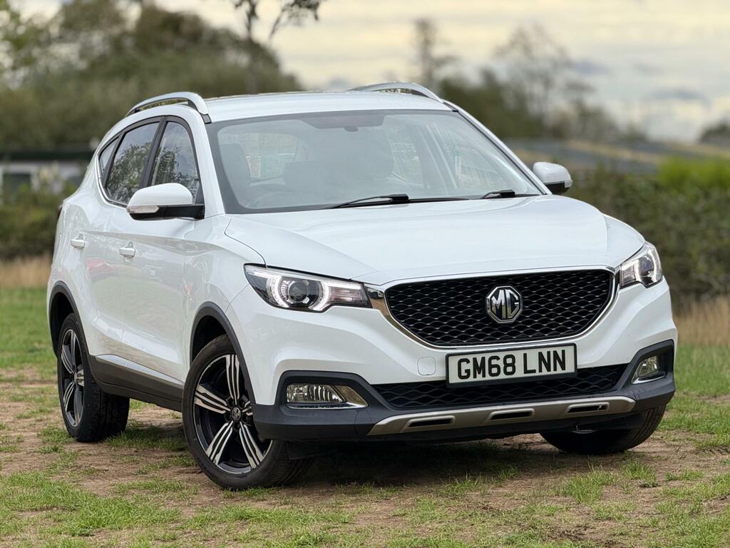 MG ZS 72.6Kwh Trophy Connect Long Range White #14