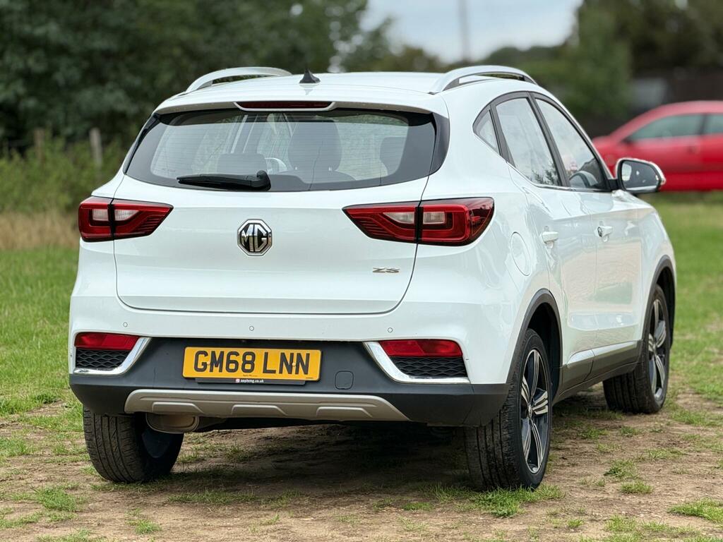 MG ZS 72.6Kwh Trophy Connect Long Range White #10