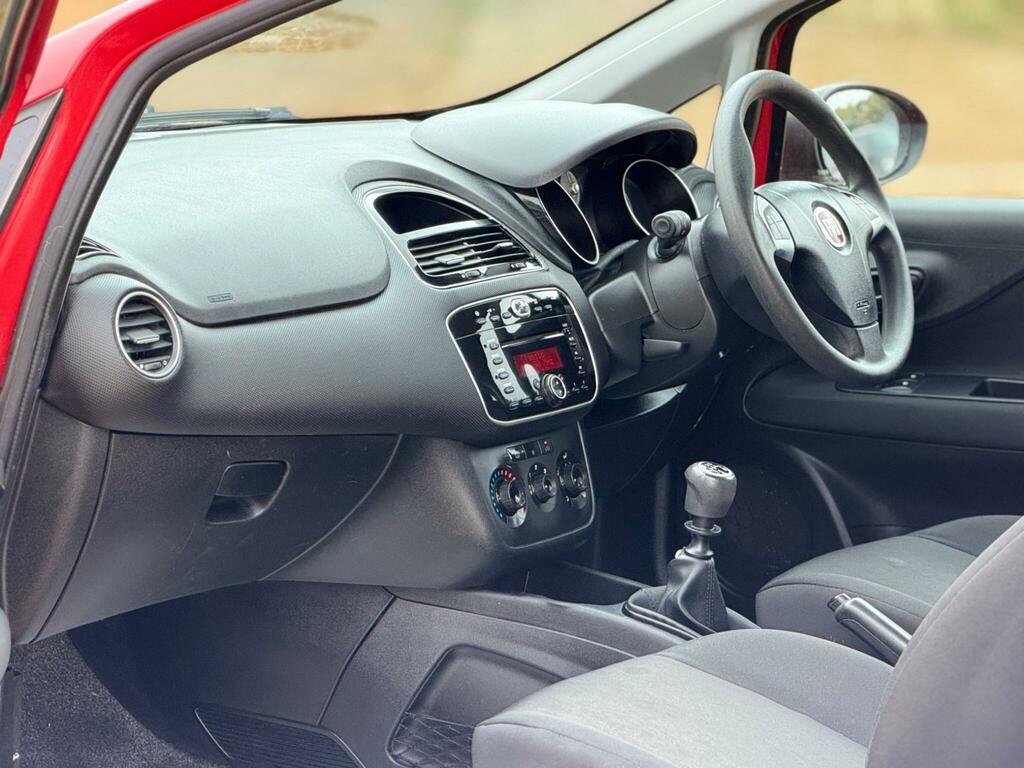 Fiat Punto 1.2 Pop Euro 6 Red #6