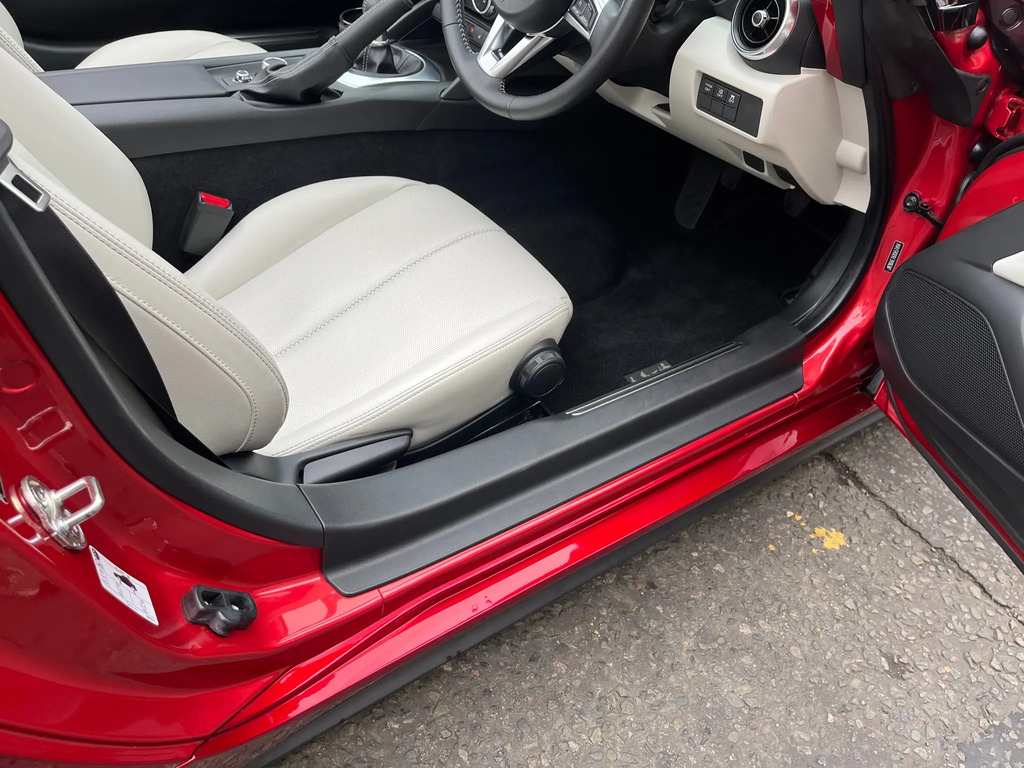 Mazda MX-5 2.0 184 Exclusive-line 62023 Black #16