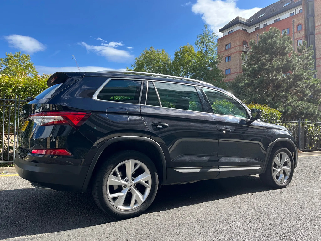Skoda Kodiaq 1.5 Tsi Act Se L Executive Suv Dsg Euro Black #6