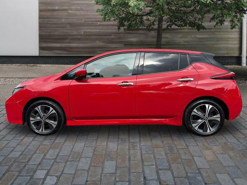 Nissan Leaf 40Kwh N-connecta Hatchback 150 YH21LOE Red #6