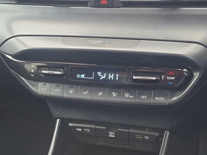 Hyundai I20 Hatchback White #22