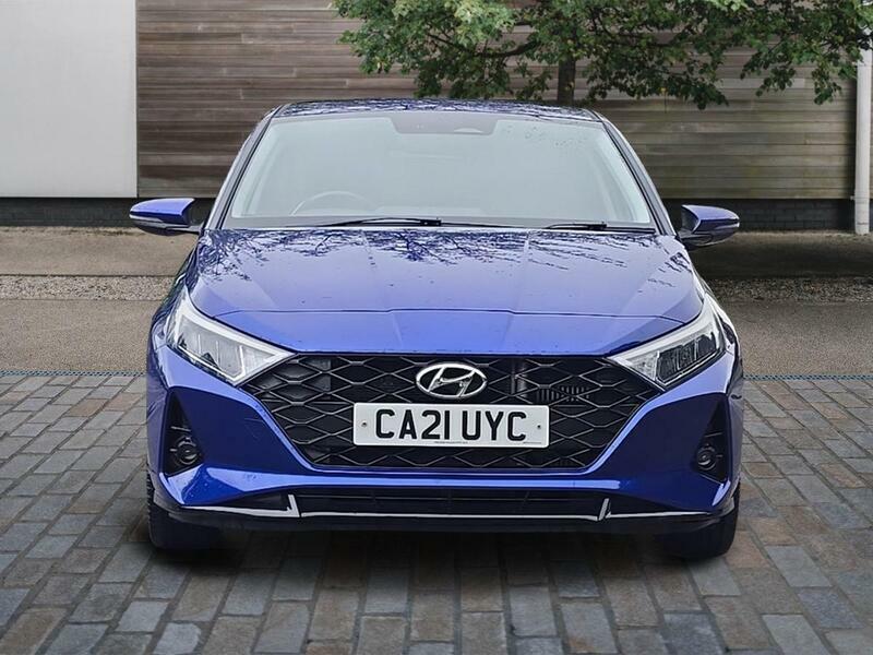 Hyundai I20 Hatchback White #10