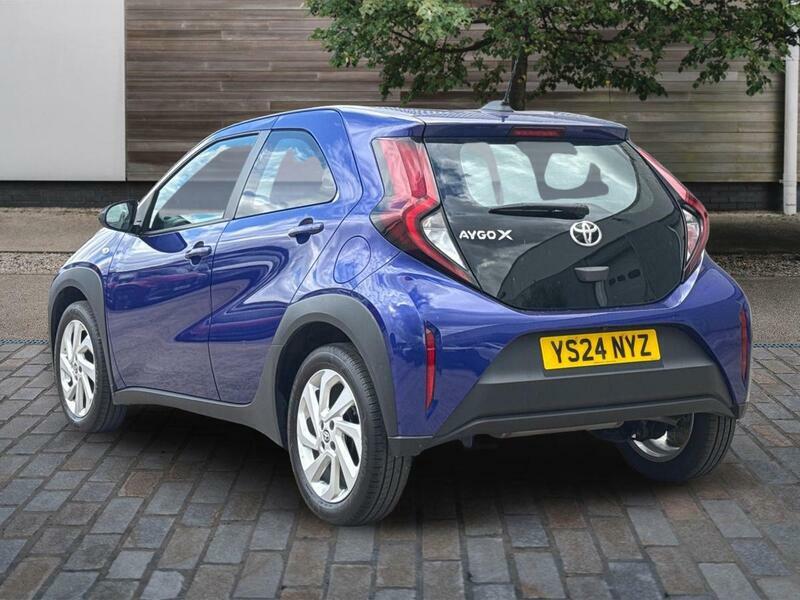 Toyota Aygo X 1.0 Vvt-i Pure Hatchback Euro 6 Blue #3