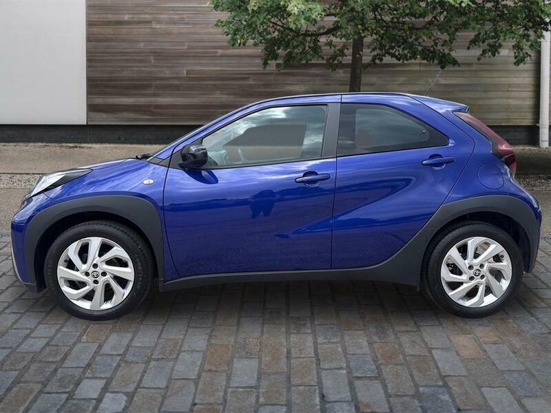 Toyota Aygo X 1.0 Vvt-i Pure Hatchback Euro 6 Blue #6