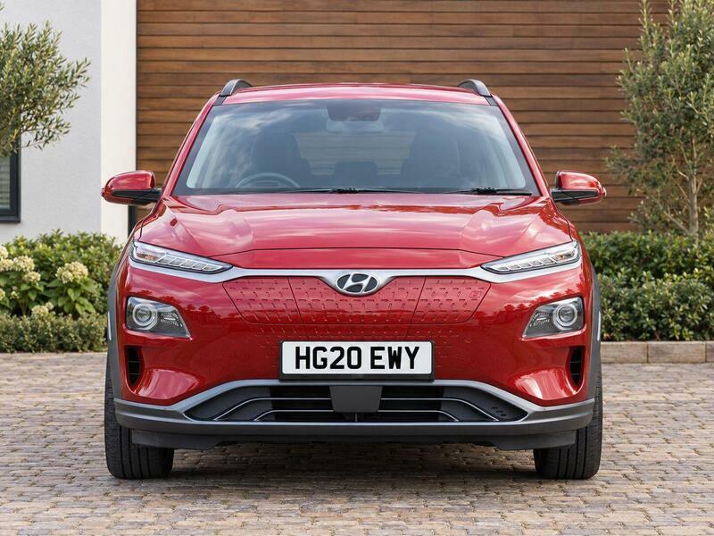 Hyundai Kona 64Kwh Premium Suv 7Kw Charger Red #2