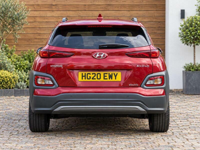 Hyundai Kona 64Kwh Premium Suv 7Kw Charger Red #5