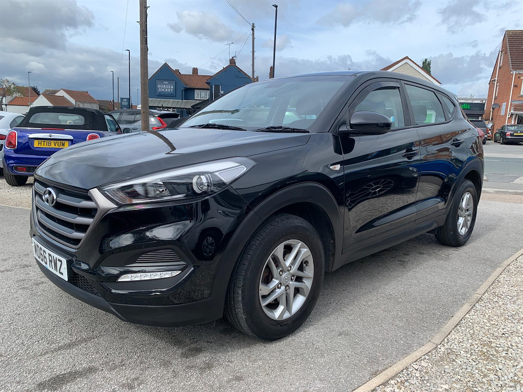 Hyundai Tucson 1.7 Crdi Blue Drive S Euro 6 Ss  #3