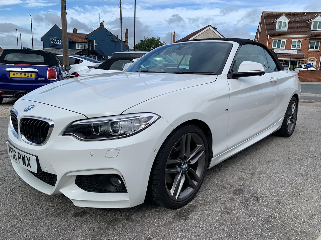 BMW 2 Series M Sport Black #32