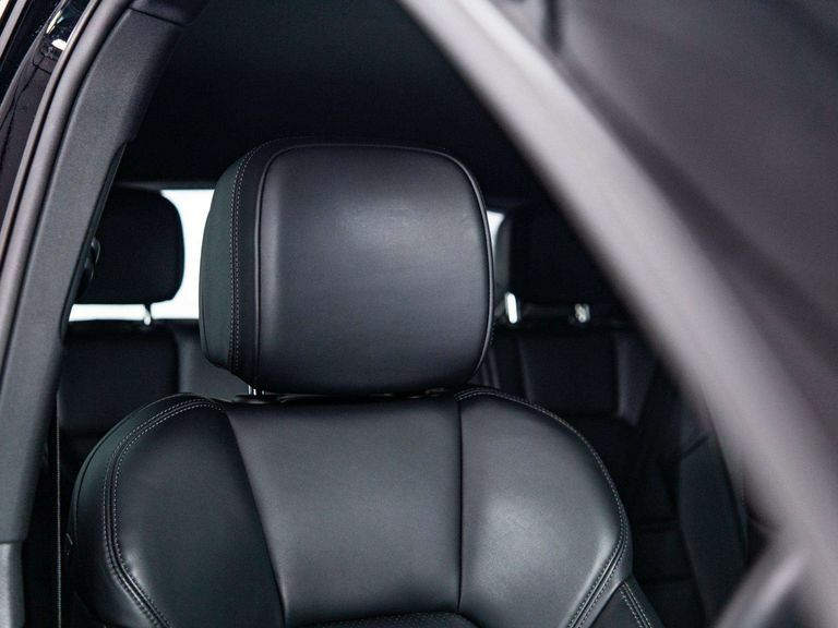 Porsche Macan S S-a Black #5