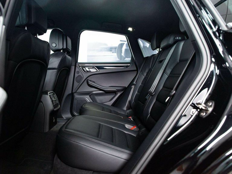 Porsche Macan S Pdk Black #38