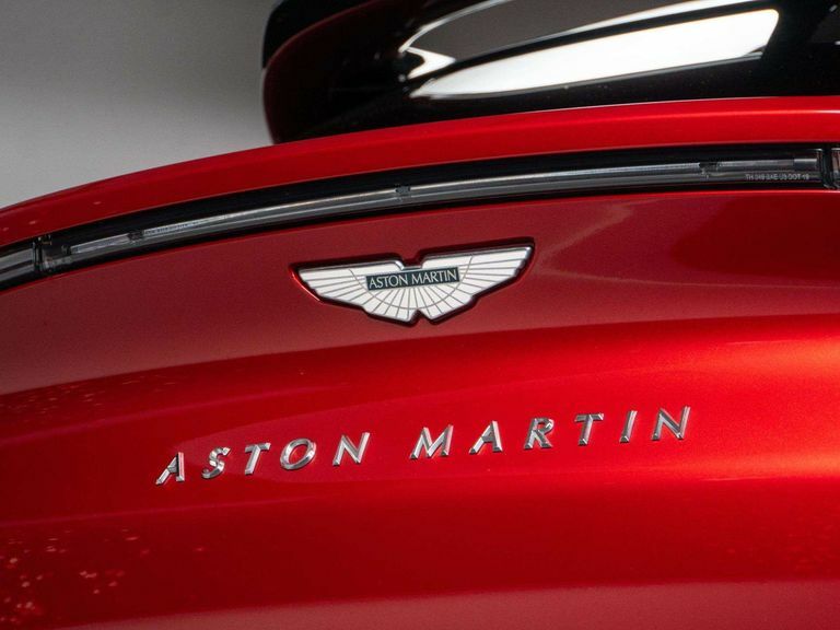 Aston Martin DBX Estate Black #8