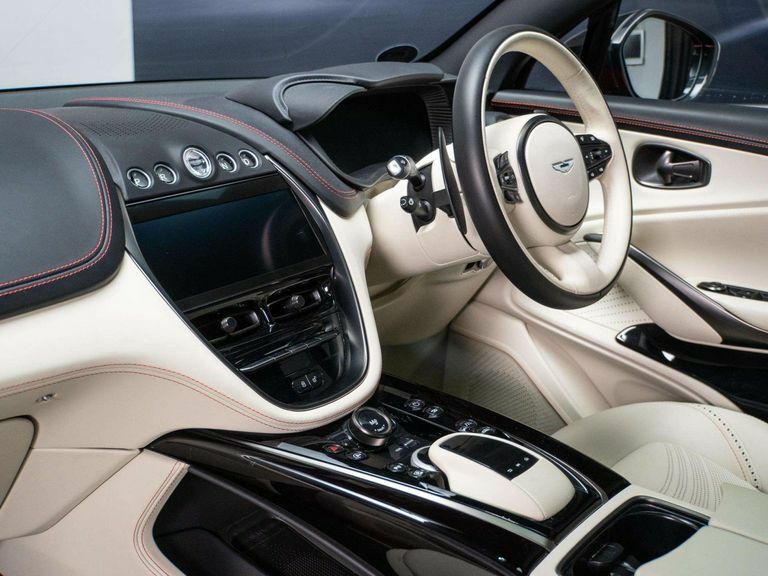 Aston Martin DBX Estate Black #25