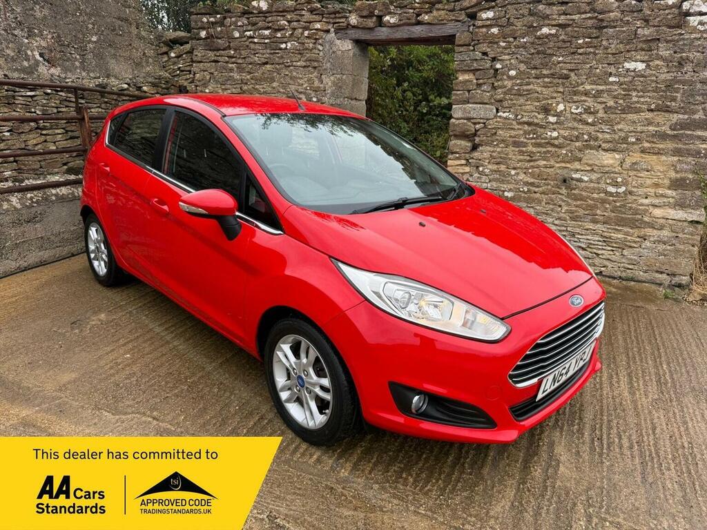 Ford Fiesta Hatchback 1.25 Zetec Euro 5 201464 Red