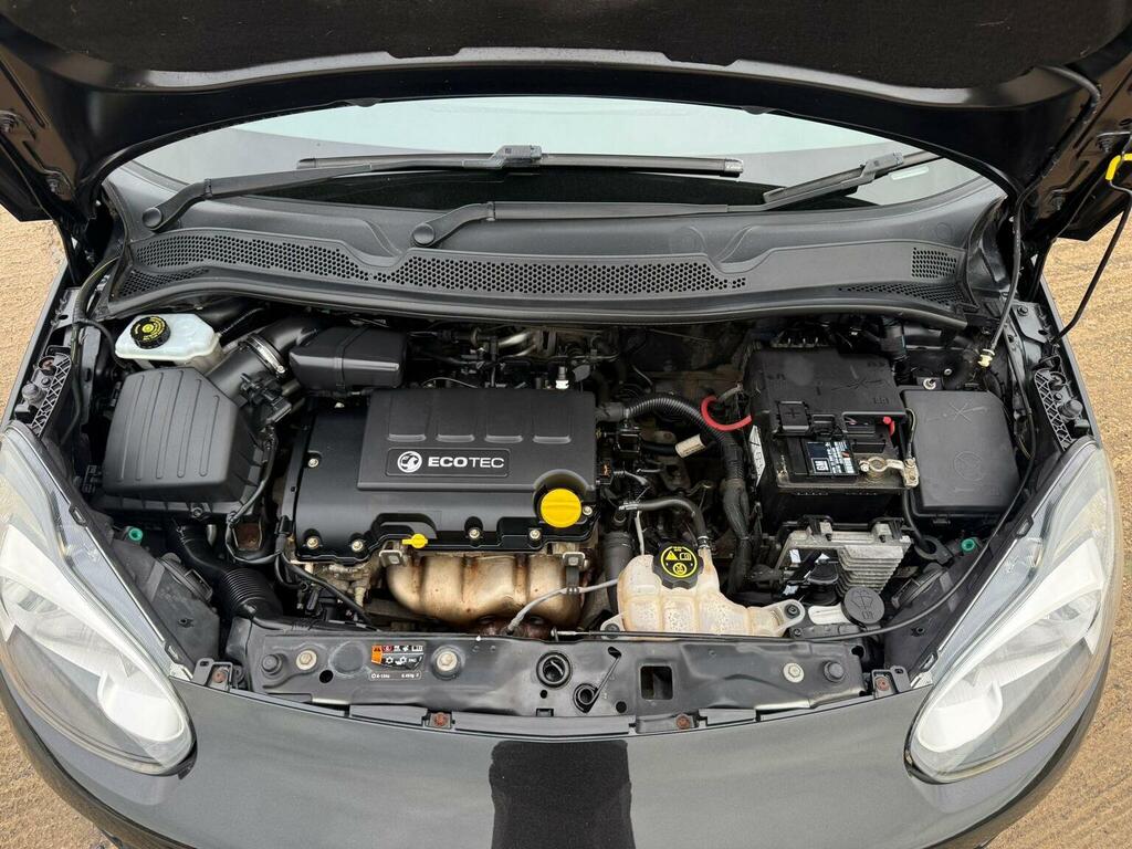 Vauxhall Adam 1.2 Jam 69 Bhp White #40