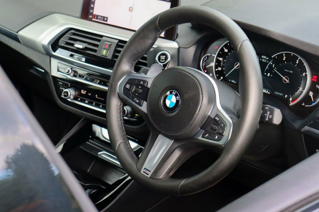 BMW X3 2L M Sport Black #2