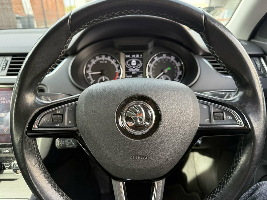 Skoda Octavia Hatchback Red #12