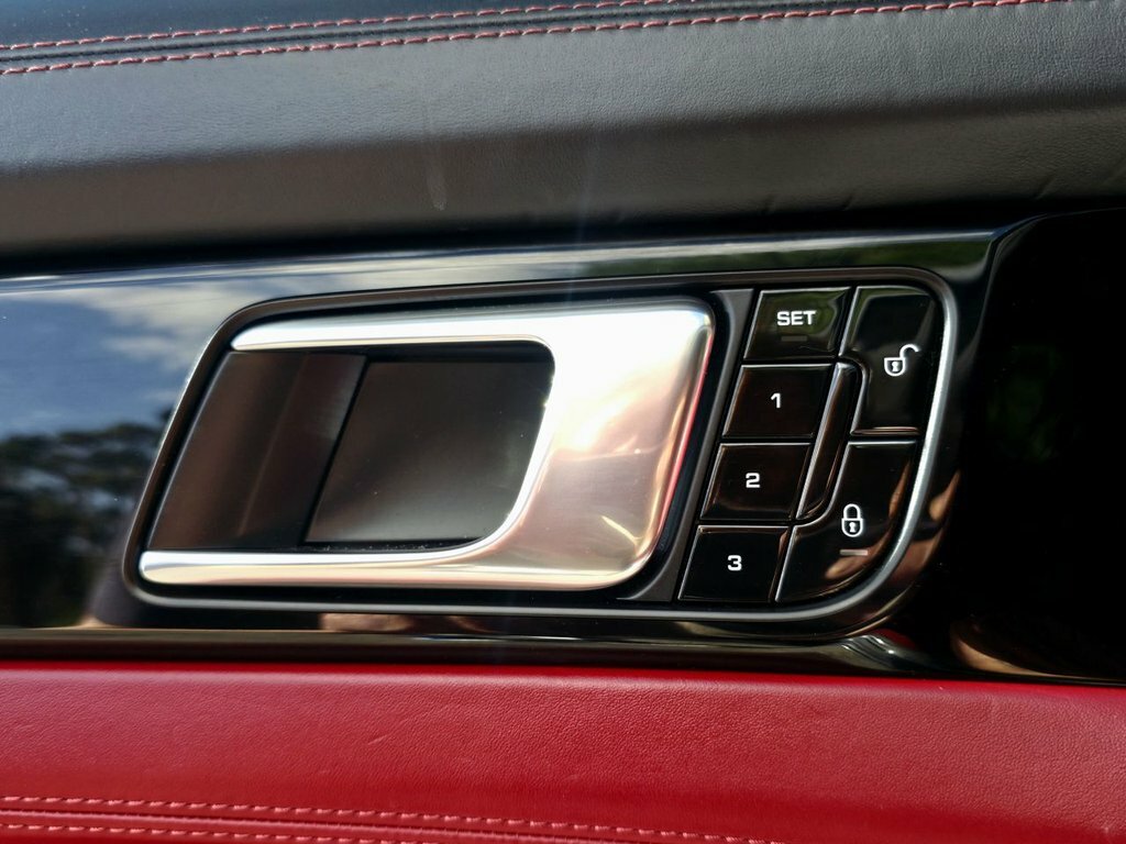 Porsche Panamera Turbo Executive 2017 Grey #31