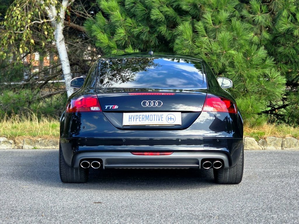Audi TTS 2L Black Edition Black #5