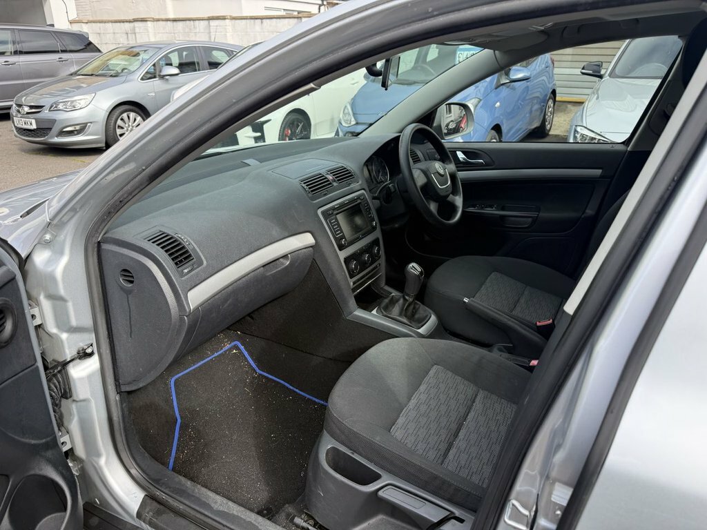 Skoda Octavia 1L Se Silver #5