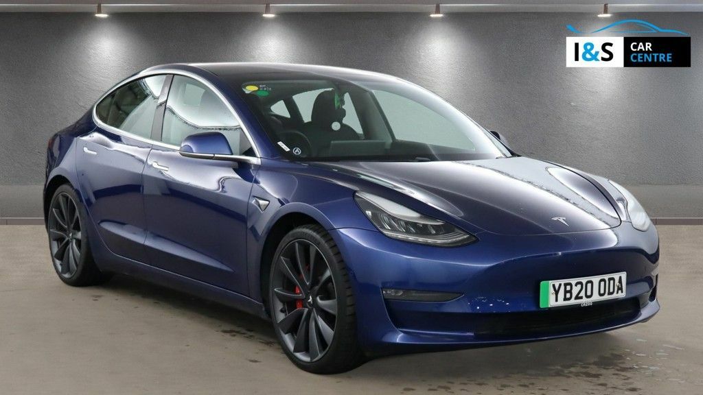 Tesla Model 3 Motor Performance Saloon Blue