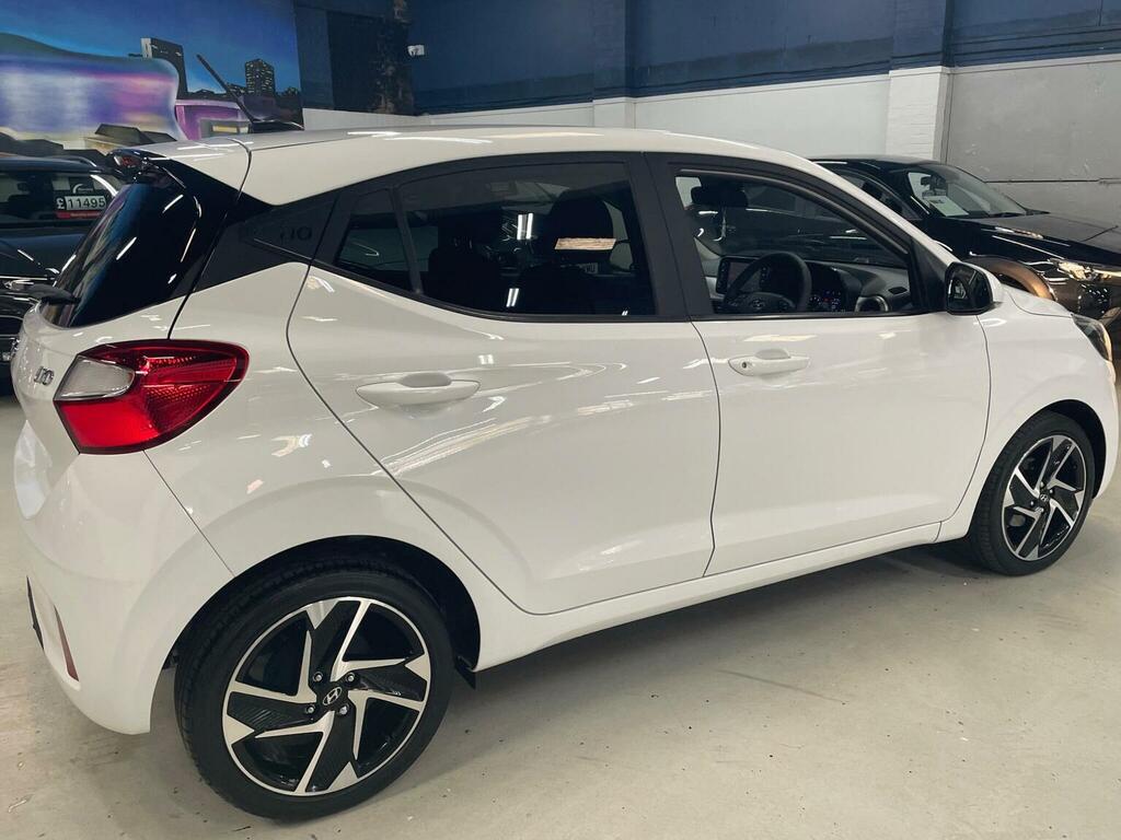 Hyundai I10 Hatchback 1.0 Premium Euro 6 Ss 202121 White #5