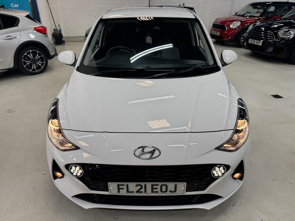 Hyundai I10 Hatchback Silver #9